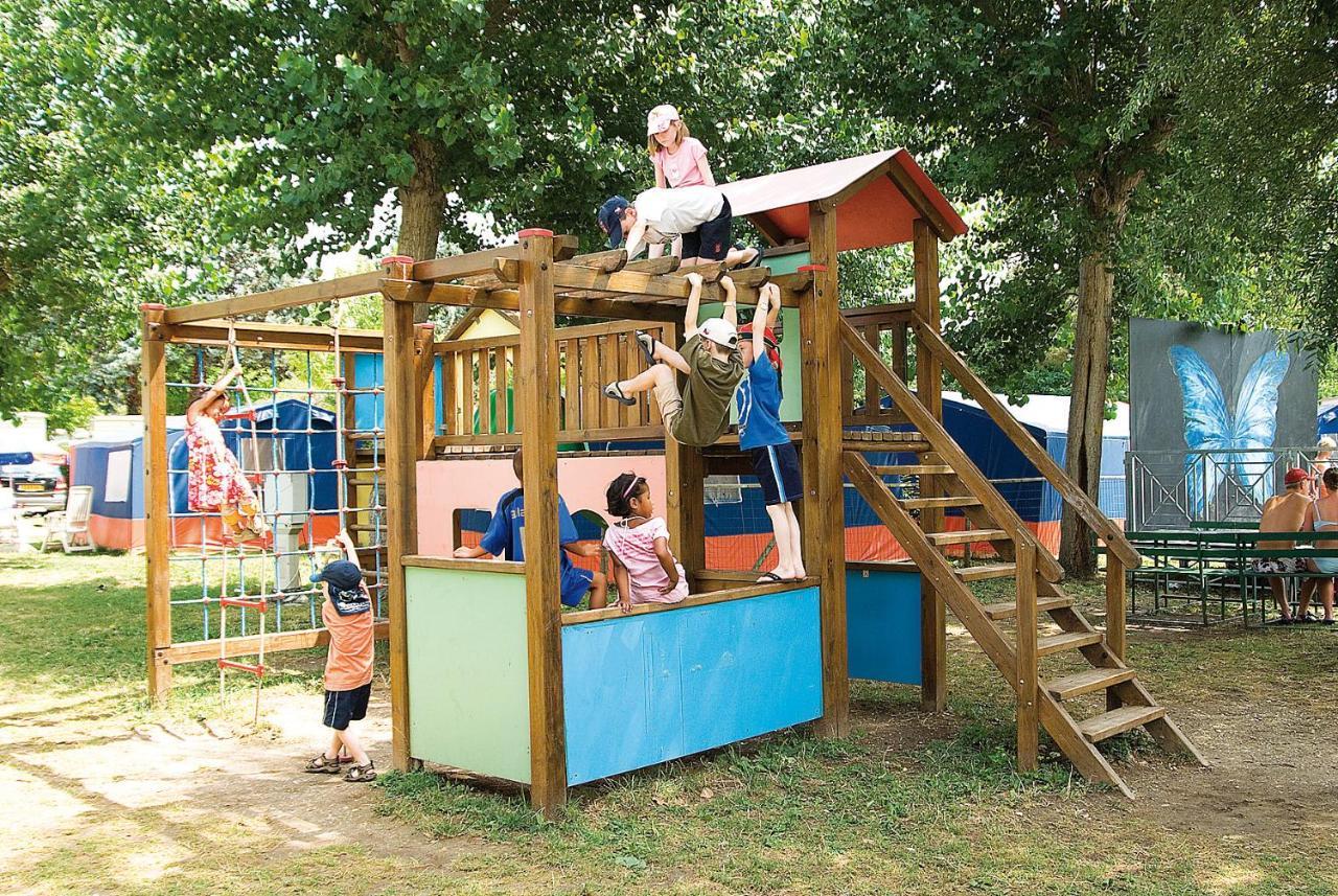Happy Camp Mobile Homes In Butterfly Camping Village 佩斯基耶拉德加达 外观 照片